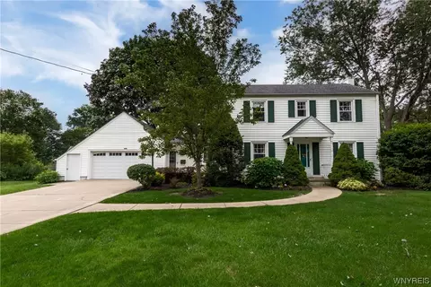 4473 Valley View Ave, Hamburg, NY 14075