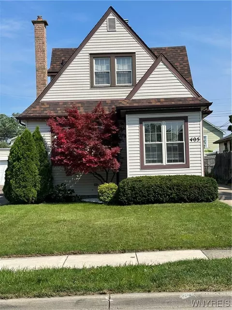 405 Washington Ave, Kenmore, NY 14217