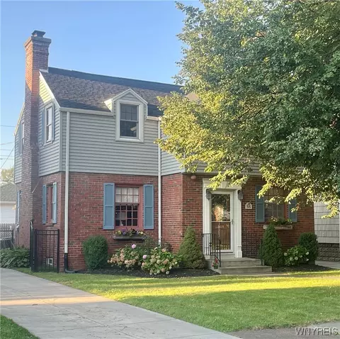 66 Coolidge Rd, Buffalo, NY 14220