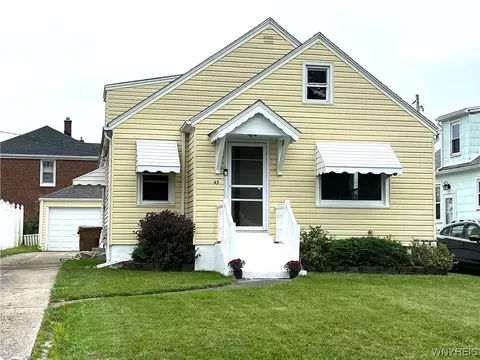 43 Marsdale Rd, Cheektowaga, NY 14215