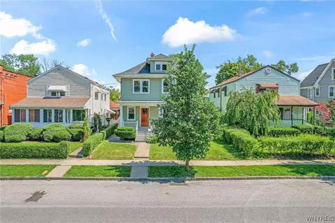 2827 Lewiston Rd, Niagara Falls, NY 14305