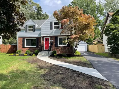 148 Garrison Rd, Amherst, NY 14221