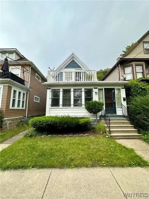 130 Royal Ave, Buffalo, NY 14207