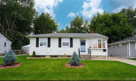 82 Crestview Ave, Cheektowaga, NY 14225