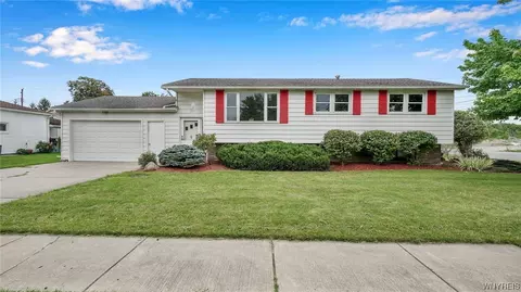 616 Reserve Rd, West Seneca, NY 14224
