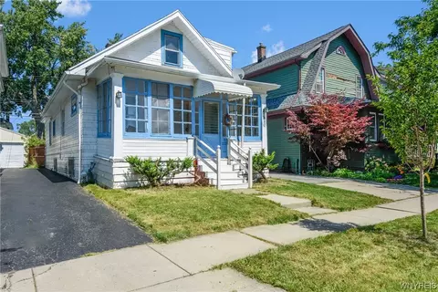 130 Euclid Ave, Kenmore, NY 14217