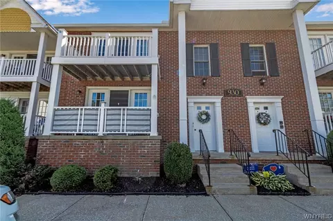 930 Hopkins Rd #E, Amherst, NY 14221