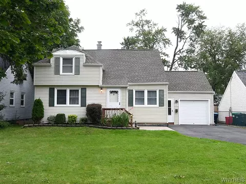 1607 Love Rd, Grand Island, NY 14072