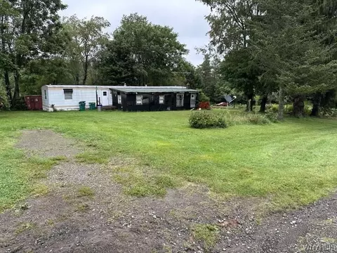 3875 E Hillside Rd, Eagle, NY 14024
