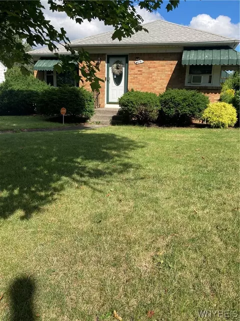 219 Merrymont Rd, Cheektowaga, NY 14225