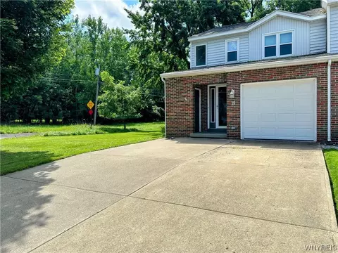 19 Ahrens Pl, Pomfret, NY 14063