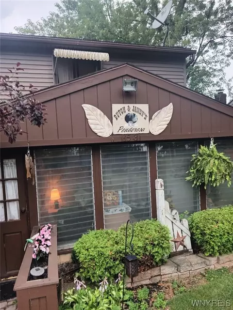 8513 E Lake Rd, Batavia, NY 14020