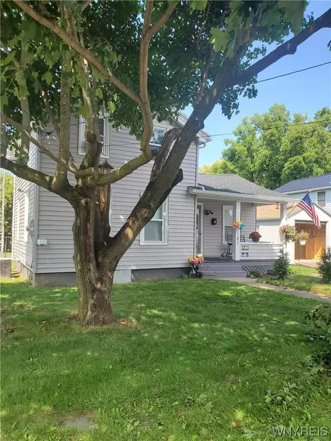 237 Washington St, Albion, NY 14411