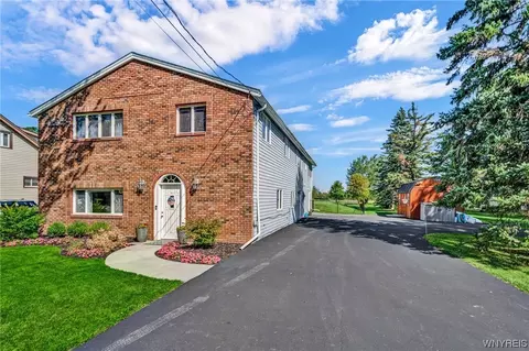 1857 Saunders Settlement Rd, Lewiston, NY 14092