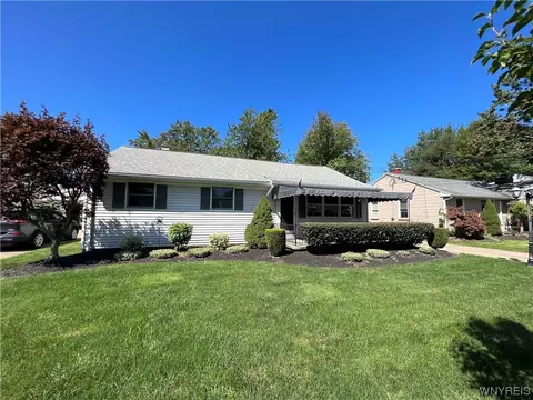 5802 West Ln, Lake View, NY 14085