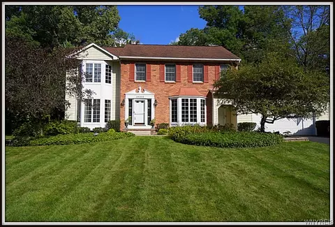 4685 Pepperwood Ln, Clarence, NY 14031