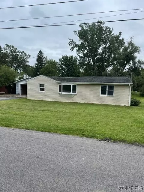 120 Willow St, Lockport, NY 14094