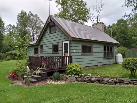 8938 Route 219, Ashford, NY 14171