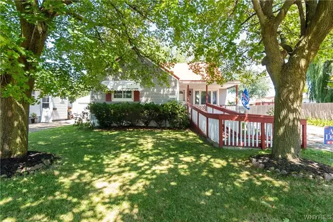 1168 Maryvale Dr, Cheektowaga, NY 14225