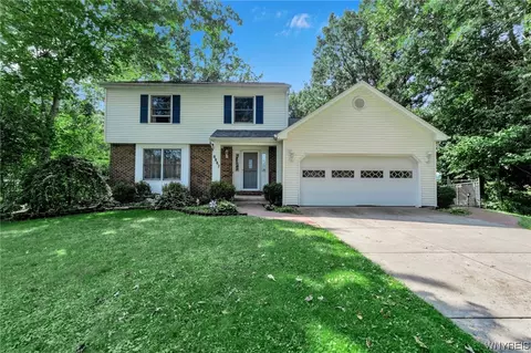 8887 Wolcott Rd, Clarence Center, NY 14032