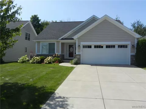 6145 Mckinley Pkwy #9-L, Hamburg, NY 14075