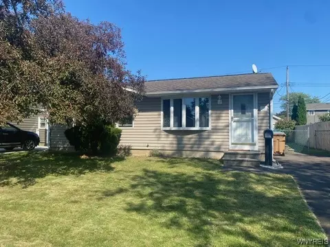 67 Mayberry Dr W, Cheektowaga, NY 14227