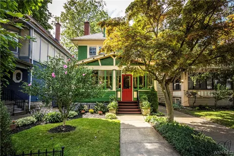 422 Crescent Ave, Buffalo, NY 14214