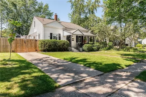 436 Windermere Blvd, Amherst, NY 14226