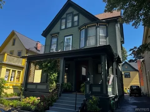 129 College St, Buffalo, NY 14201