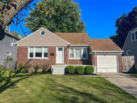 4823 Terrace Dr, Niagara Falls, NY 14305