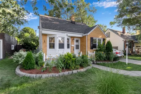 251 Burke Dr, Cheektowaga, NY 14215