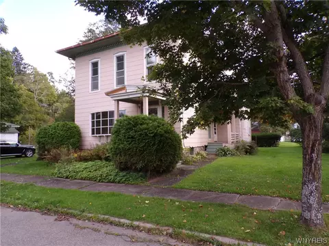 14 Pleasant Ave, Andover, NY 14806