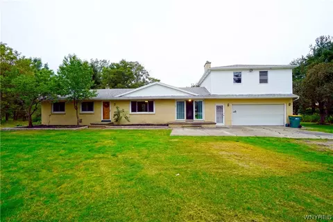 562 Schad Rd, Bennington, NY 14004