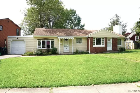 410 Cadman Dr, Amherst, NY 14221