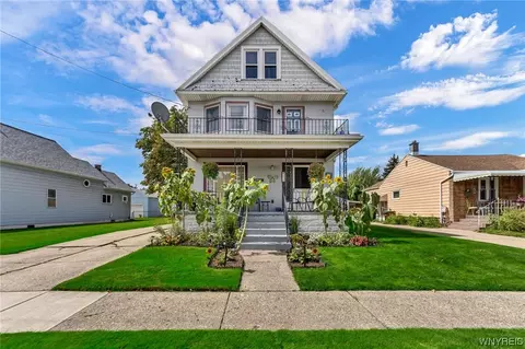 216 Curtiss St, Buffalo, NY 14212