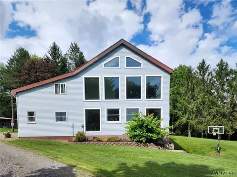 9200 Ball Rd, Cattaraugus, NY 14719
