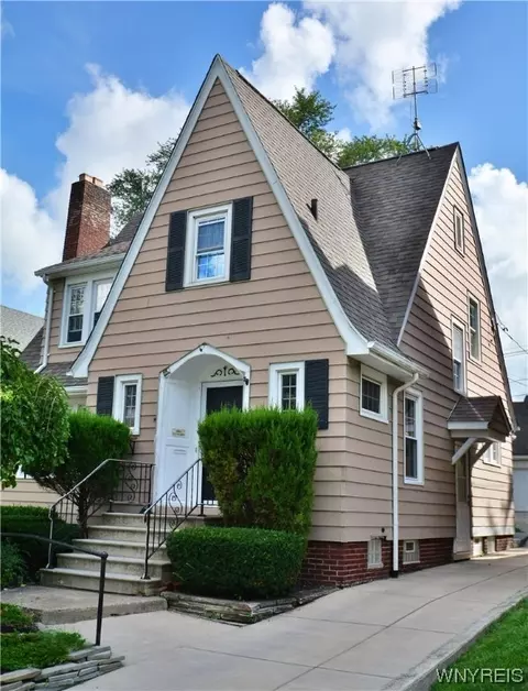 91 Capen Blvd, Amherst, NY 14226