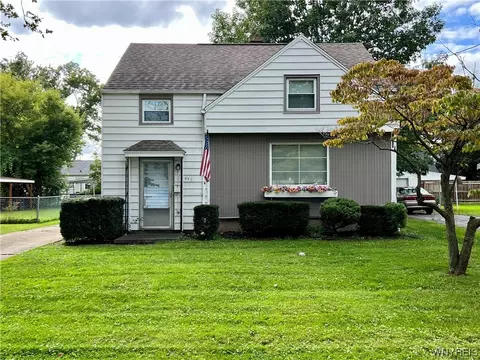 430 82nd St, Niagara Falls, NY 14304