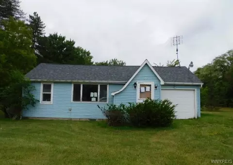 175 Genesee St, Darien, NY 14036
