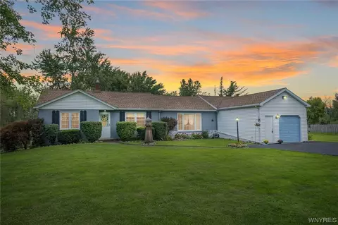 1565 Main Rd, Pembroke, NY 14036