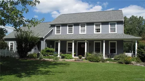 6273 Pine Cone Ct, Clarence Center, NY 14032