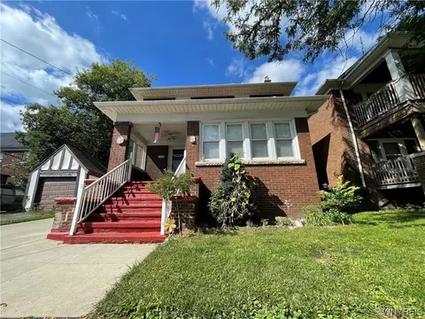 512 16th St, Niagara Falls, NY 14301