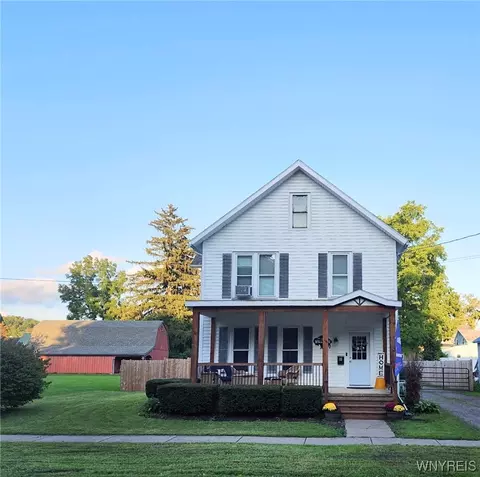 22 S Chapel St, Persia, NY 14070