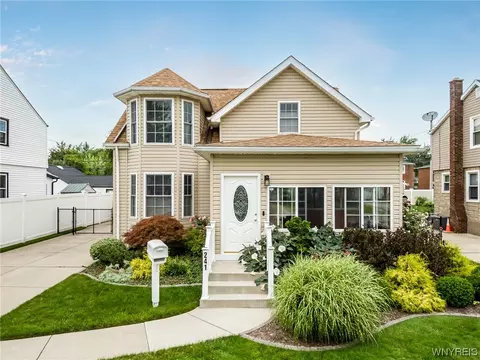 241 Lowell Rd, Buffalo, NY 14217