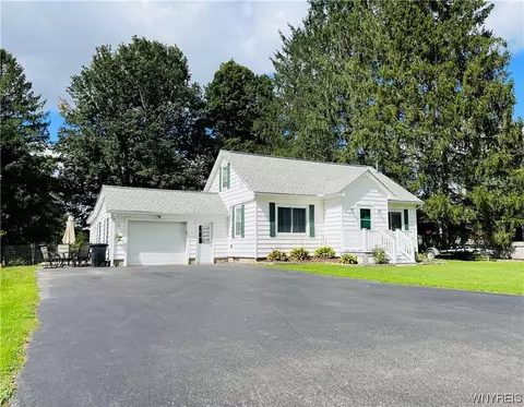 399 Mill St, Springville, NY 14141