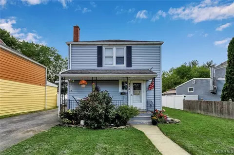 454 76th St, Niagara Falls, NY 14304