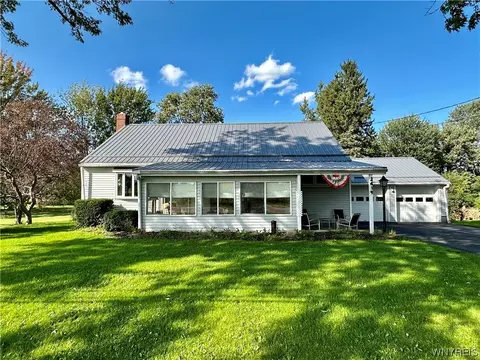 2419 Main Rd, Pembroke, NY 14036