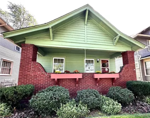 37 Kenwood Rd, Buffalo, NY 14217