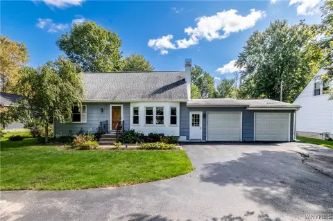 615 Campbell Blvd, Getzville, NY 14068