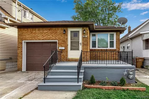 91 David Ave, Cheektowaga, NY 14225